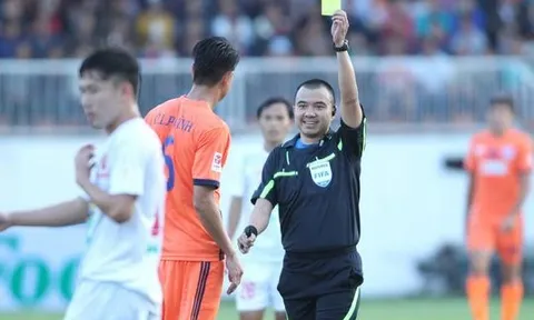 Đá trên sân HAGL, chỉ sợ trọng tài!