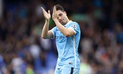 Nasri tính đường đào tẩu khỏi Man City