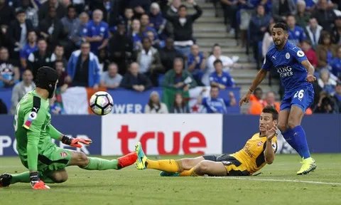 Kém nhóm đầu 5 điểm rồi đấy, ông Wenger!