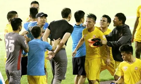 Mâu thuẫn nội bộ, Hải Phòng tan mộng xưng vương?