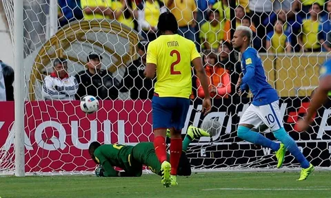 Giả mạo Neymar lừa fan nữ gửi ảnh khỏa thân rồi tống tiền