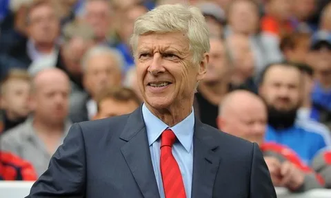 HLV Wenger lý giải về sự keo kiệt trong mua sắm cầu thủ