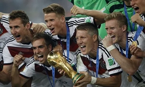 Schweinsteiger nhận ‘tin buồn’ trước trận đấu chia tay ĐT Đức
