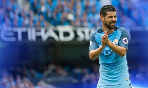 Vũ khí bí mật giúp Pep hạ Manchester United