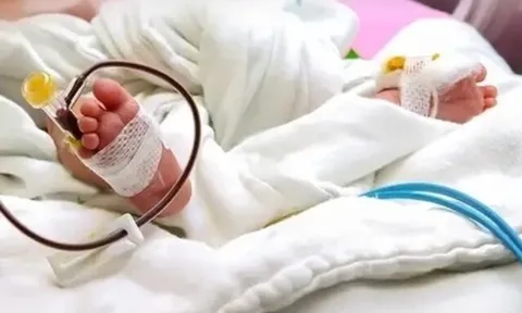 Bé sơ sinh có nhóm máu cực hiếm, khi nguy kịch không có máu truyền, bác sĩ quyết định một điều để giữ lại sự sống