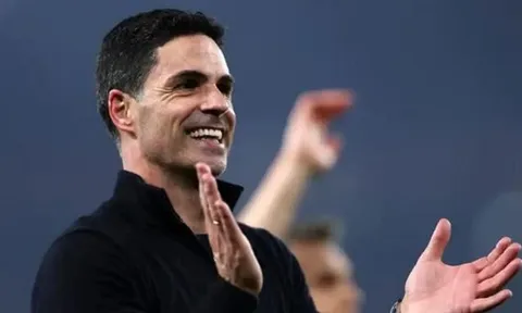 Mikel Arteta vỡ òa khi cùng Arsenal viết nên lịch sử