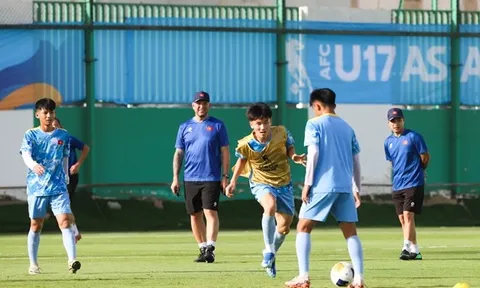 Báo Yemen ngán lối đá tốc độ của U17 Việt Nam