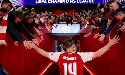 Cày nát hàng thủ Atletico, Gyokeres chinh phục fan Arsenal