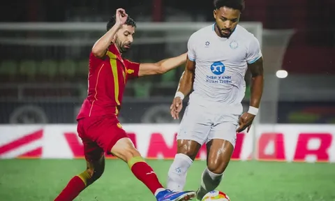 Hàng thủ mắc sai lầm, Nam Định gục ngã trước Selangor