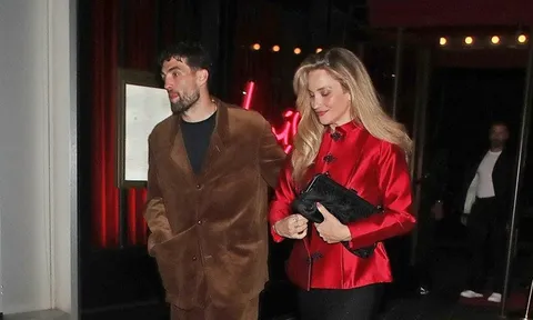 Dàn sao Man City và WAGs lên đồ cực "chất" dự tiệc chia tay Bernardo Silva