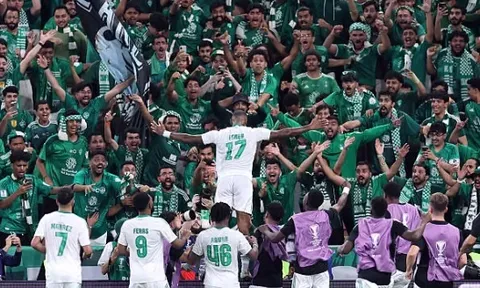 Ivan Toney lập hat-trick, Al Ahli hạ gục Al Fateh