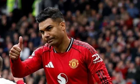 Casemiro đáp trả Carragher sau khi bị nghi ngờ đẳng cấp