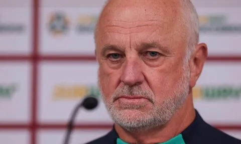Lời tố cáo của Graham Arnold và dấu hỏi về tính minh bạch của AFC