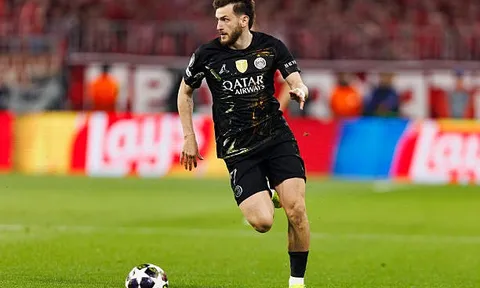 Arsenal lấy gì chặn Kvaratskhelia?