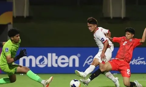 Hành trình từ cậu bé đi xe bus đến người hùng U17 Việt Nam