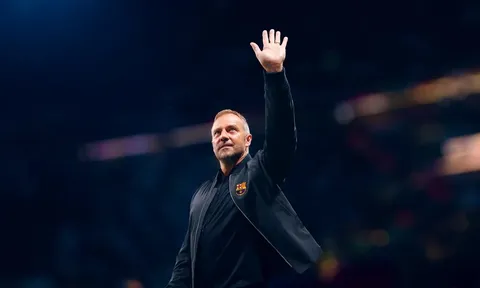 Hansi Flick đồng ý gia hạn với Barcelona đến năm 2029