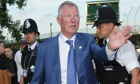 MU thắng Liverpool nhưng nỗi lo về Sir Alex vẫn bao trùm Old Trafford