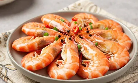 Ai không nên ăn tôm? Người bị 5 bệnh này nên tránh