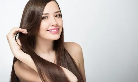Cách ủ tóc “tối giản” tại nhà giúp phục hồi tóc khô xơ, không tốn thời gian