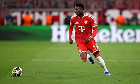 Alphonso Davies nghỉ hết mùa khiến tuyển Canada lo sốt vó