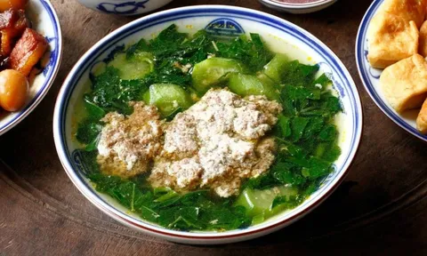 Mùa hè ra chợ gặp 4 loại rau này nên mua ngay: Vừa rẻ, vừa giàu dinh dưỡng, giúp giải nhiệt