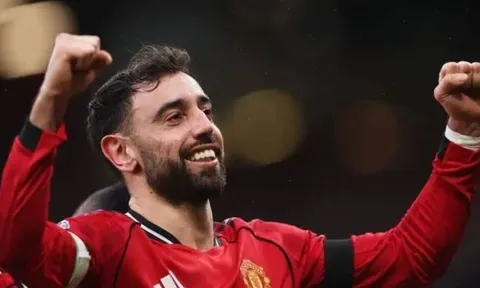 Bruno Fernandes và nghịch lý của giải thưởng Cầu thủ xuất sắc nhất