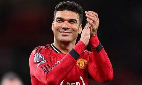 Ruud Gullit tin Chelsea cần một "Casemiro" để vực dậy đội hình