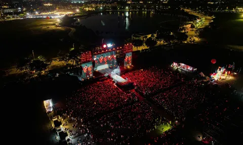 Dàn sao hội tụ tại đêm nhạc "THE NEXT Live Concert 2026" ở Đà Nẵng