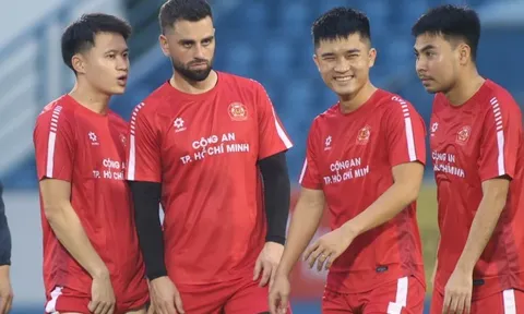 Soi trận CA TPHCM vs SLNA: Khai thác tử huyệt