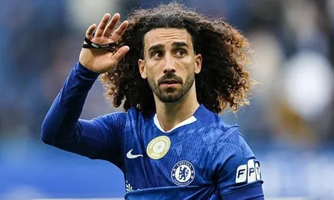 HLV Chelsea lý giải quyết định để Cucurella đá tiền đạo