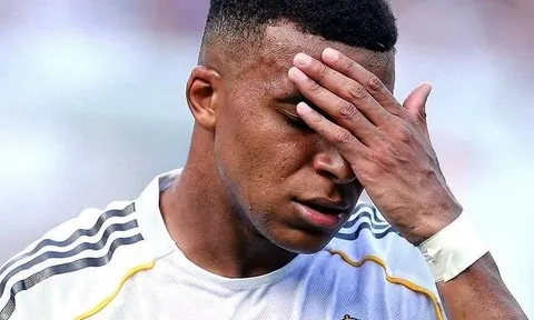 Chốt danh sách đấu Barca, Real chính thức mất Mbappe