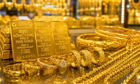 Bảng giá vàng 9999 24K 18K SJC DOJI PNJ hôm nay 10/5/2026