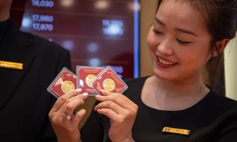 Giá vàng hôm nay 10/5/2026: Vàng thế giới tăng vọt, giá vàng trong nước diễn biến bất ngờ