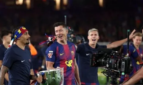 6 điểm nhấn Barcelona 2-0 Real: Bản năng sát thủ; Dấu ấn của Flick