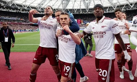 Tỷ lệ vô địch của Arsenal tăng vọt sau trận thắng West Ham