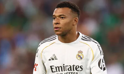 Arbeloa bỏ ngỏ khả năng ra sân của Mbappe ở giai đoạn cuối mùa