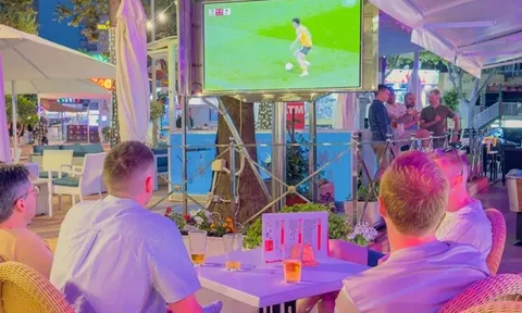 Fan Anh tẩy chay World Cup tại Mỹ vì giá vé 8,5 triệu bảng