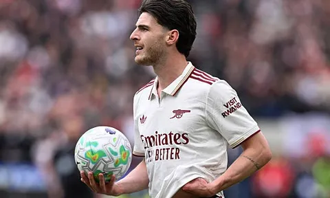 Declan Rice và khoảnh khắc khiến Arsenal lo sốt vó