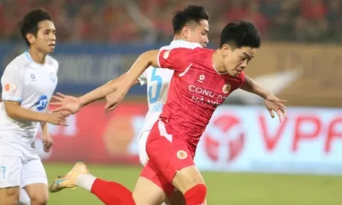 Tuyển Việt Nam sở hữu 'súng hai nòng' Đình Bắc và Xuân Son
