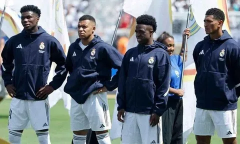 Real Madrid trả giá vì quyền lực phòng thay đồ