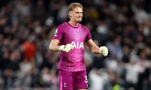 Kinsky từ bóng tối Madrid đến ánh sáng cứu rỗi Tottenham
