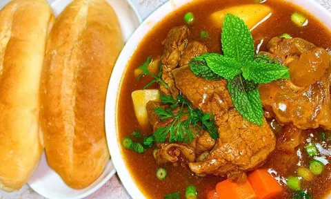 Cách nấu thịt bò sốt vang ngon mềm tan trong miệng