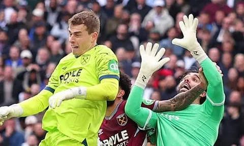 Trưởng ban trọng tài giải mã bàn thắng hụt của West Ham trước Arsenal