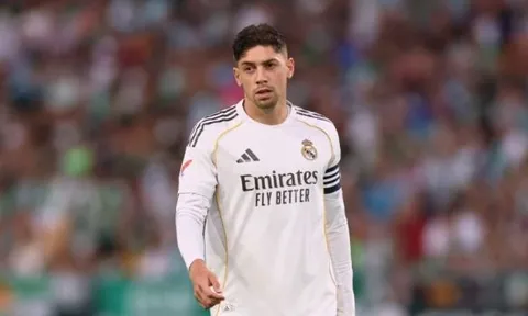Tham vọng chiêu mộ Valverde khẳng định vị thế của Manchester United