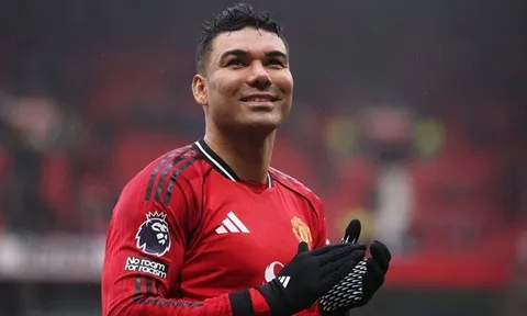 Cú hích nhân sự giúp Man United khép lại mùa giải tại Old Trafford