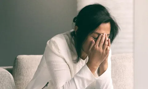 Phụ nữ sau 30 có 4 dấu hiệu này chứng tỏ tốc độ lão hóa nhanh, đừng chủ quan