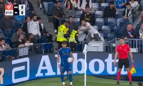 Real Madrid mạnh tay dẹp biểu ngữ đòi đuổi Florentino Perez