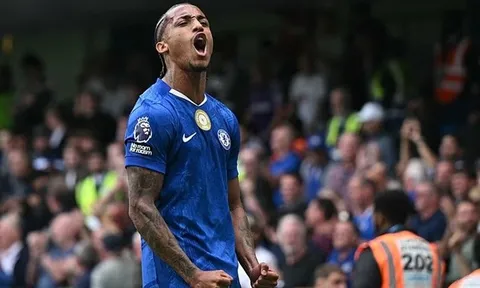 Chelsea tuyên bố Joao Pedro là cầu thủ bất khả xâm phạm