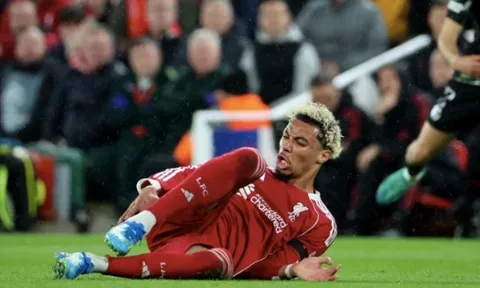 Liverpool hé lộ kế hoạch chữa trị chấn thương của Ekitike