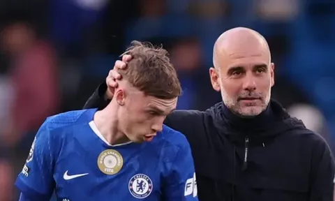 Chelsea hóa bản sao dang dở của Man City